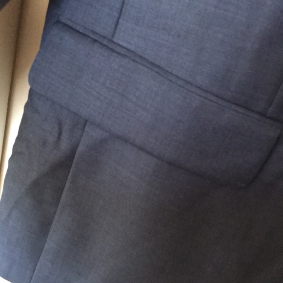 NWOT Mens sports coat by Jos A Bank, size 48 regular. Beautiful Navy Blue - Picture 4 of 14